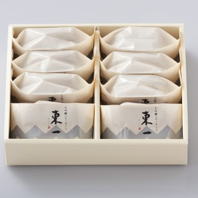 東一大吟醸バターサンド 箱 開